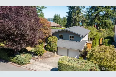 18204 NE 31st Street, Redmond, WA 98052 - Photo 1