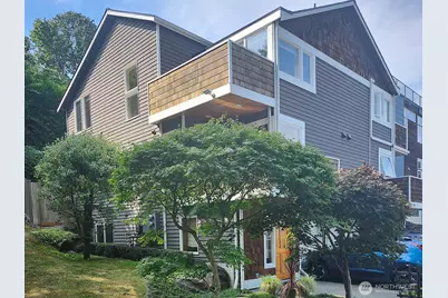 2218 W Raye Street, Seattle, WA 98199 - Photo 1