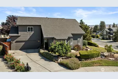 702 Kriewald Court, Wenatchee, WA 98801 - Photo 1