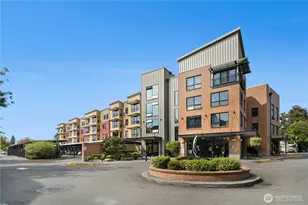 210 W Pioneer Ave, Puyallup, WA 98371 - Photo 1