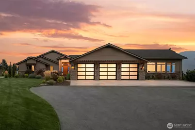 4095 W Eaglerock Drive, Wenatchee, WA 98801 - Photo 1