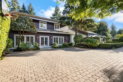 7641 NE 12th Street, Medina, WA 98039 - Photo 1