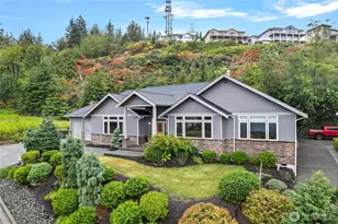 985 Burlington Heights Dr, Burlington, WA 98233 - Photo 1