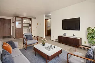 2100 N 106th St, Seattle, WA 98133 - Photo 1