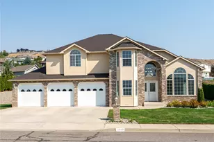 1649 Huntwood Ln, East Wenatchee, WA 98802 - Photo 1