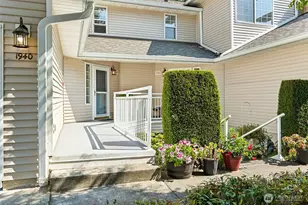 1940 S 368th Pl, Federal Way, WA 98003 - Photo 1