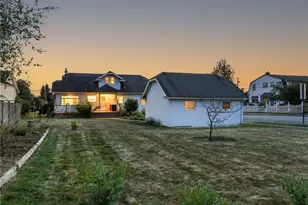 2914 Cornwall Ave, Bellingham, WA 98225 - Photo 1