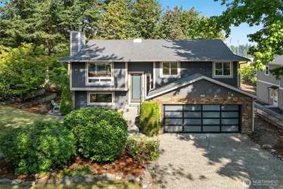 8004 NE 28th Street, Hunts Point, WA 98004 - Photo 1