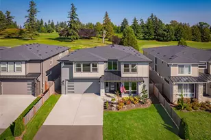 423 Rockefeller Ave, Everett, WA 98201 - Photo 1