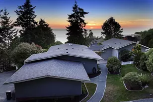 381 Susana Dr, Freeland, WA 98249 - Photo 1