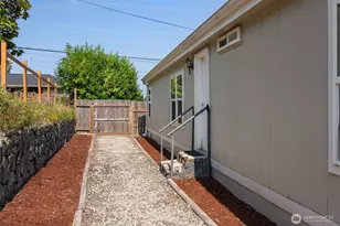 3807 6th St, Bremerton, WA 98312 - Photo 1