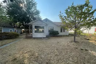 107 N Cedar St, Omak, WA 98841 - Photo 1