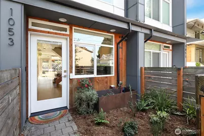 1053 S Cloverdale Street, Seattle, WA 98108 - Photo 1