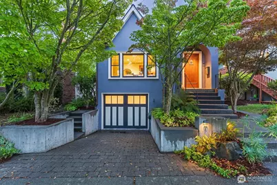 7 Newell Street, Seattle, WA 98109 - Photo 1