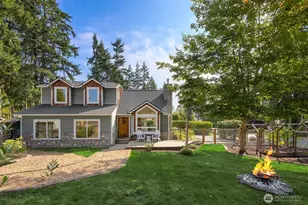 1116 Grow Ave NE, Bainbridge Island, WA 98110 - Photo 1