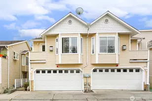 821 N 145th Ct, Shoreline, WA 98133 - Photo 1