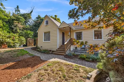 7711 NE 170th Street, Kenmore, WA 98028 - Photo 1