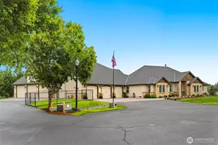 1707 SW 25th Cir, Battle Ground, WA 98604 - Photo 1