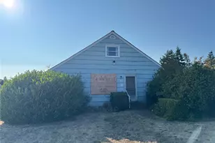 237 SE Regatta Dr, Oak Harbor, WA 98277 - Photo 1