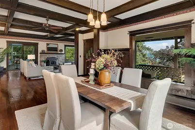 9733 Arrowsmith Avenue S, Seattle, WA 98118 - Photo 1