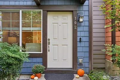 10176 156th Court NE #102, Redmond, WA 98052 - Photo 1