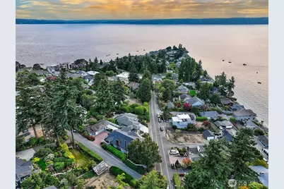 16905 35th Avenue SW, Burien, WA 98166 - Photo 1