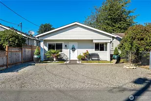 643 Monroe St, Monroe, WA 98272 - Photo 1