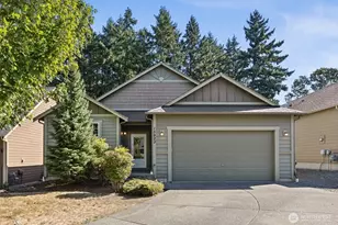 15923 19th Ave E, Tacoma, WA 98445 - Photo 1