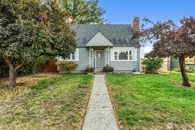 809 Orondo Avenue, Wenatchee, WA 98801 - Photo 1