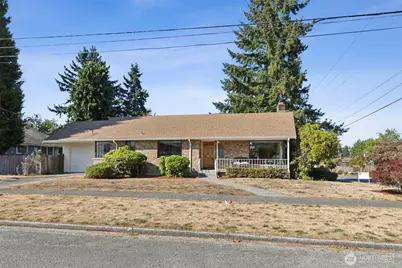 6855 43rd Avenue NE, Seattle, WA 98115 - Photo 1