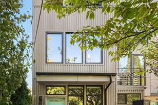 2413 B N 75th St, Seattle, WA 98103 - Photo 1