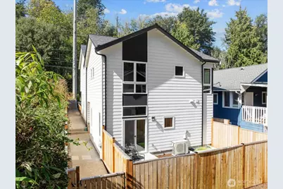 5984 26th Avenue SW #B, Seattle, WA 98106 - Photo 1
