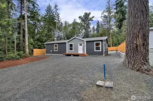 220 E Hillcrest Dr, Shelton, WA 98584 - Photo 1