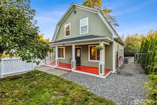 1321 S Bay Rd NE, Olympia, WA 98506 - Photo 1