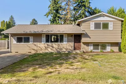 1607 E Hazel Avenue, Burlington, WA 98233 - Photo 1