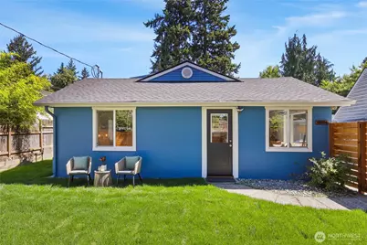 13548 Ashworth Avenue N, Seattle, WA 98125 - Photo 1