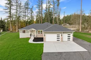 245 David St, Camano Island, WA 98282 - Photo 1