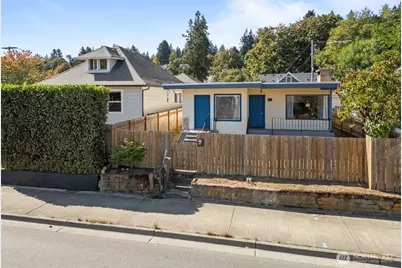 107 N Callow Avenue, Bremerton, WA 98312 - Photo 1