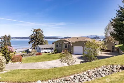 606 Maplewood Loop, Oak Harbor, WA 98277 - Photo 1