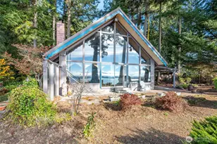 10 W Cape Horn Rd, Cathlamet, WA 98612 - Photo 1