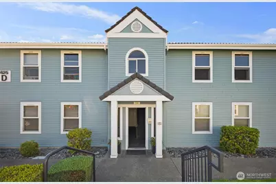 625 N Jackson Avenue #D4, Tacoma, WA 98406 - Photo 1