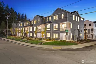 7025 Rainier Dr, Everett, WA 98203 - Photo 1