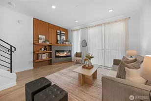 18521 1st Ave NE, Shoreline, WA 98155 - Photo 1