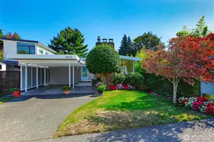 2612 25th Ave W, Seattle, WA 98199 - Photo 1