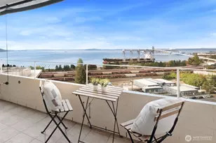 521 5th Ave W, Seattle, WA 98119 - Photo 1