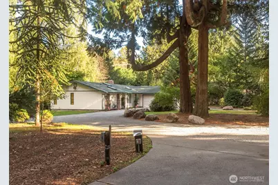 1625 Cypress Way, Lynnwood, WA 98036 - Photo 1