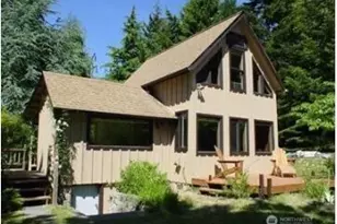 5221 SW Point Robinson Rd, Vashon, WA 98070 - Photo 1
