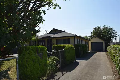 601 Shattuck Avenue S, Renton, WA 98057 - Photo 1