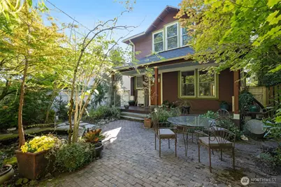 825 15th Avenue, Seattle, WA 98122 - Photo 1