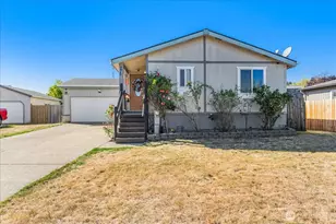 275 Sycamore St, Woodland, WA 98674 - Photo 1